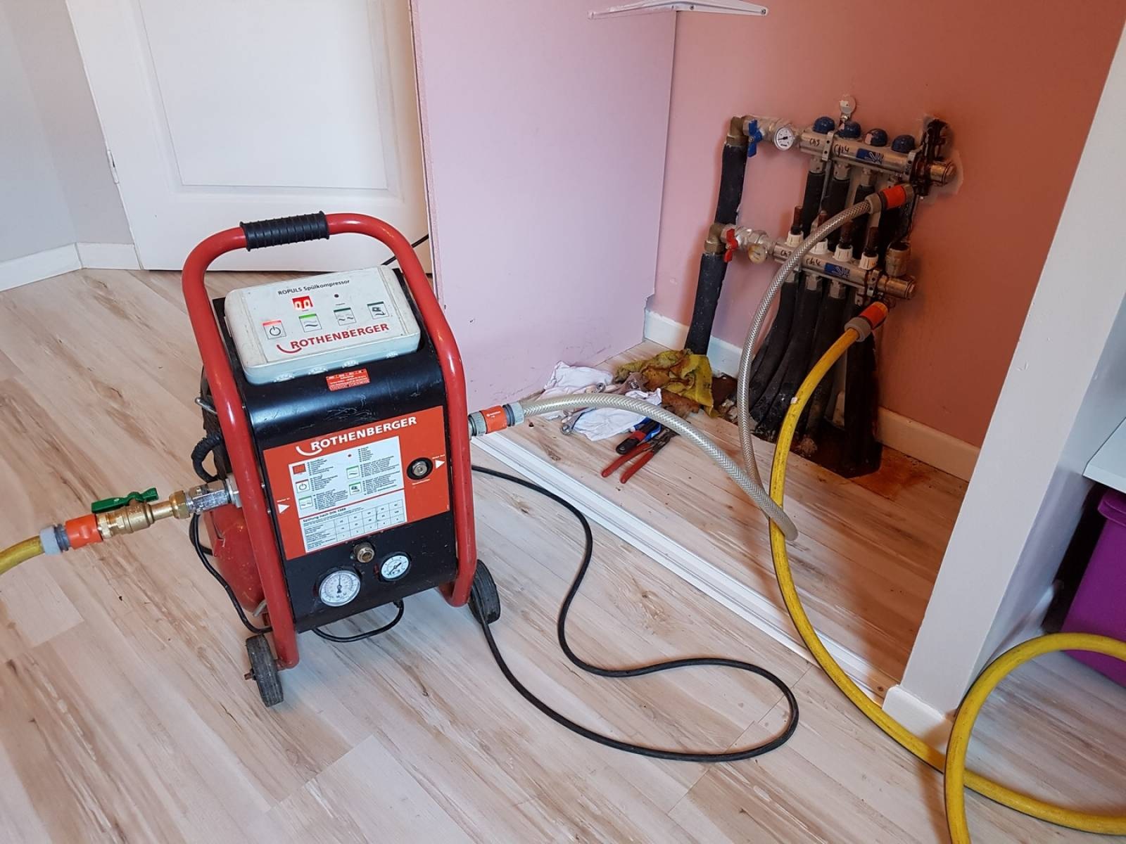 Sancaktepe Kemal Türkler Vaillant Hermetik Şofben Kombi Bakımı